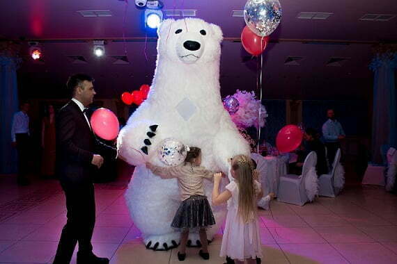 Белый медведь на свадьбу